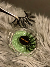 Load image into Gallery viewer, Emerald Mink Lashes